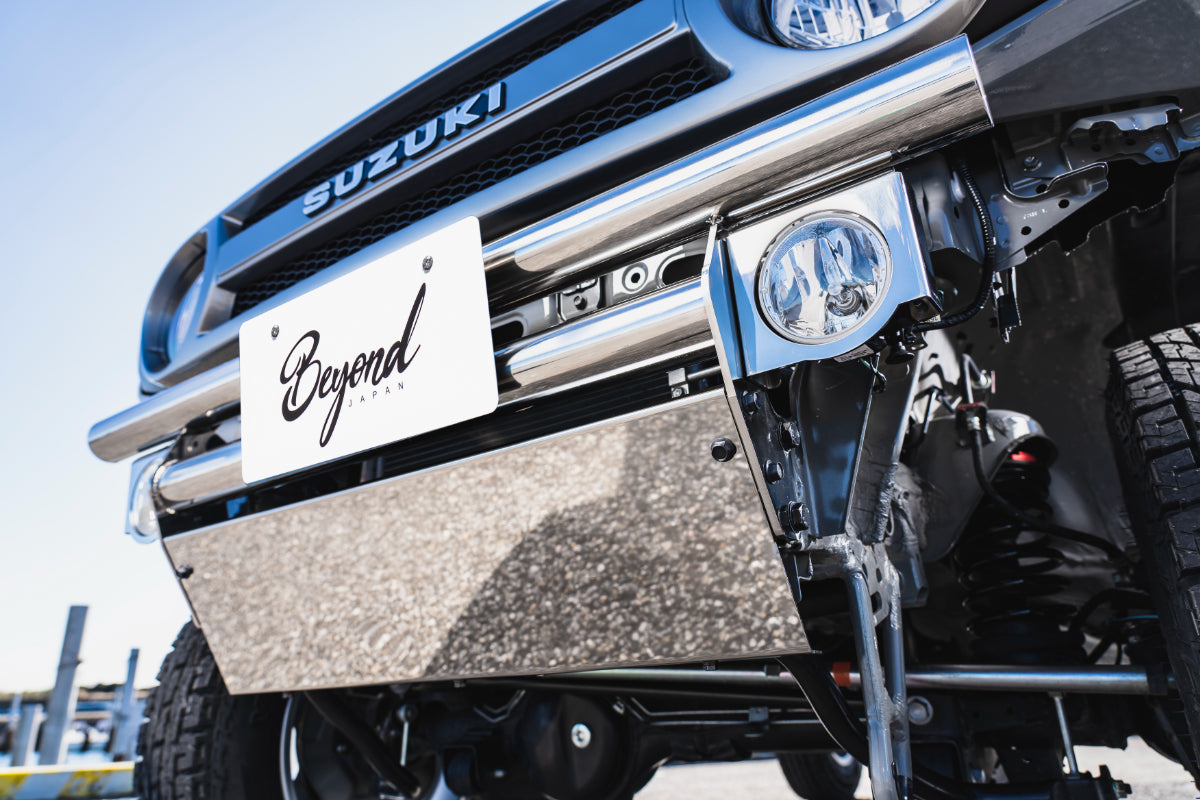 【ジムニー JB64W】 レーヴ フロントバンパー 鏡面