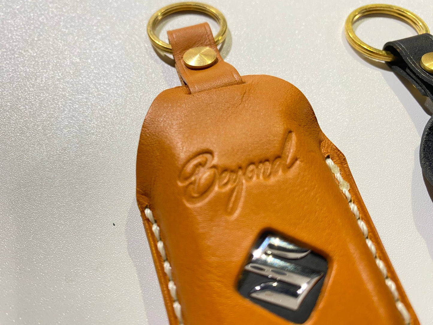 【ジムニー JB64W/JB74W/JC74W】 スマートキーケース BEYONDロゴ入り