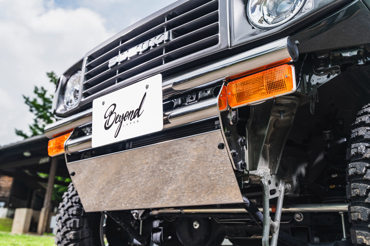 【ジムニー JB64W】 レーヴ フロントバンパー ウインカーステー付き 鏡面