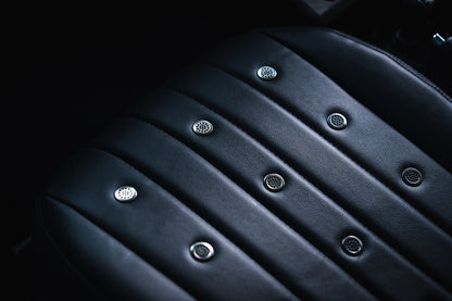 エクシアジャパン　ロイヤルシートカバー（フロントのみ）