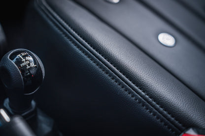 エクシアジャパン　ロイヤルシートカバー（フロントのみ）