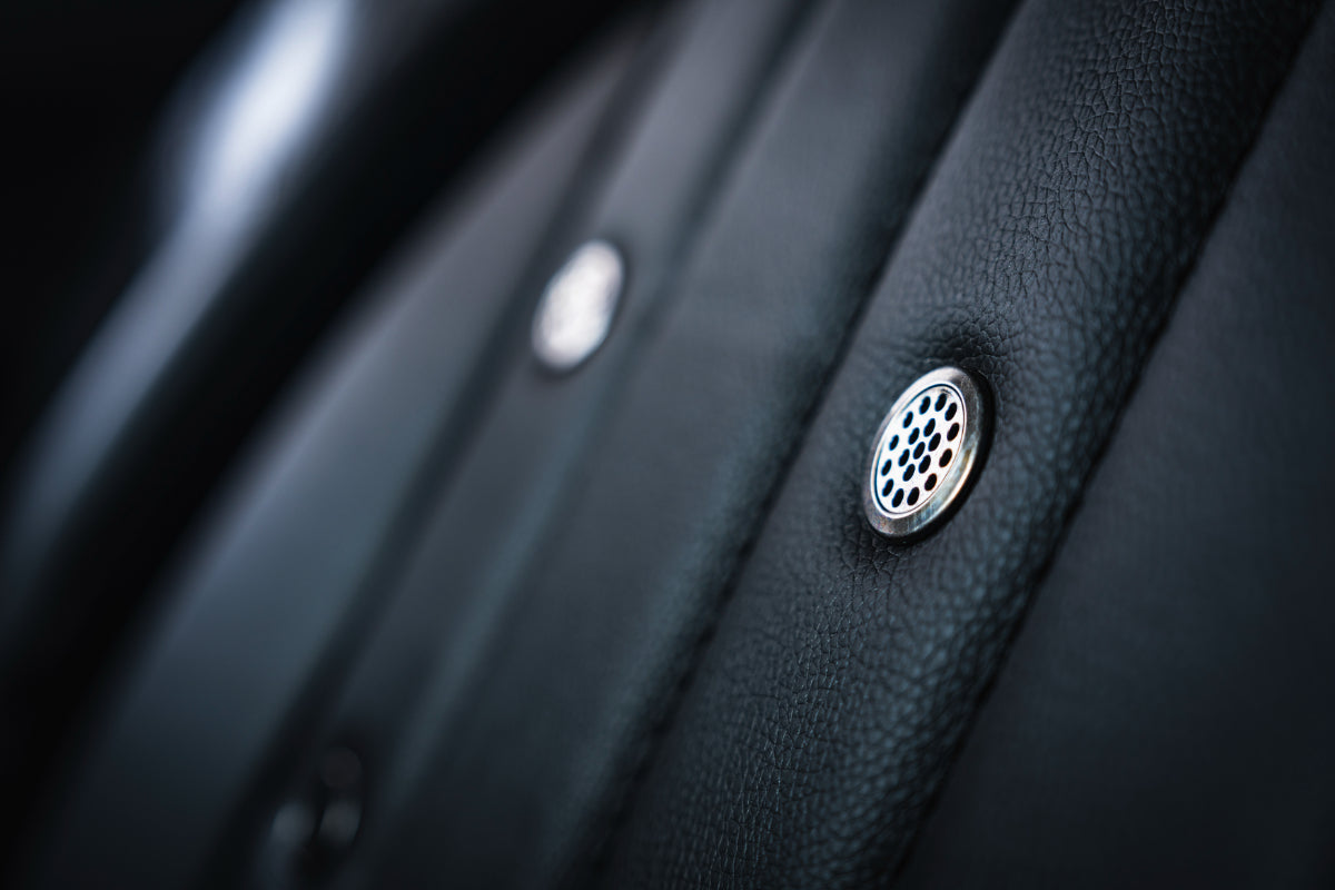 エクシアジャパン　ロイヤルシートカバー（フロントのみ）