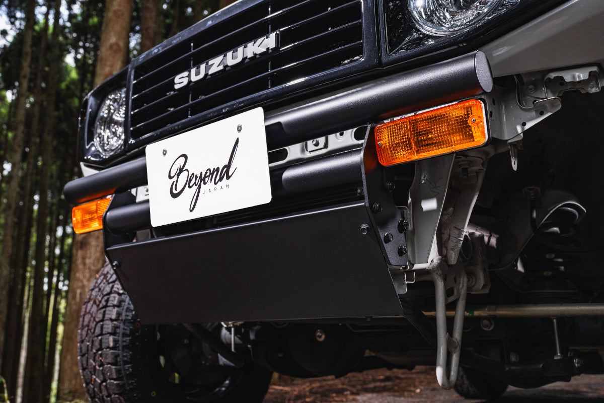 【ジムニー JB74W/JC74W】 レーヴ フロントバンパー ウインカーステー付き ブラック