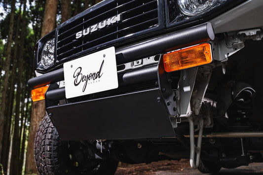 【ジムニー JB74W/JC74W】 レーヴ フロントバンパー ウインカーステー付き ブラック