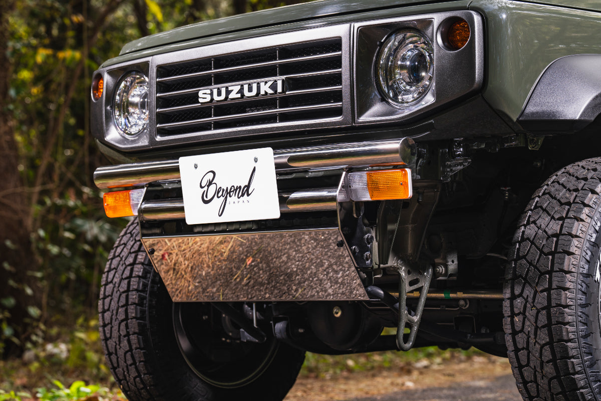 【ジムニー JB74W/JC74W】 レーヴ フロントバンパー ウインカーステー付き 鏡面